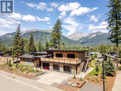 Photo 2 of 16 Morrissey Court, Fernie