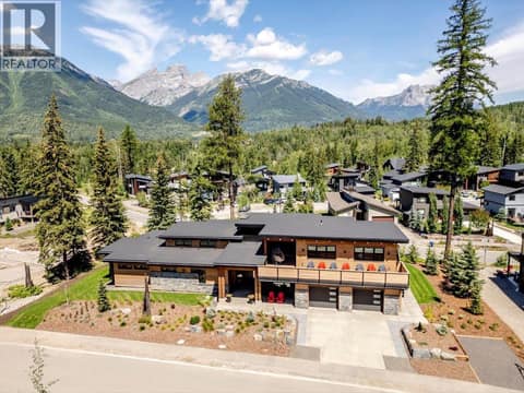 Photo 5 of 16 Morrissey Court, Fernie
