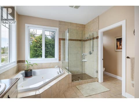 Photo 19 of 13615 Middle Bench Road, Lake Country East / Oyama