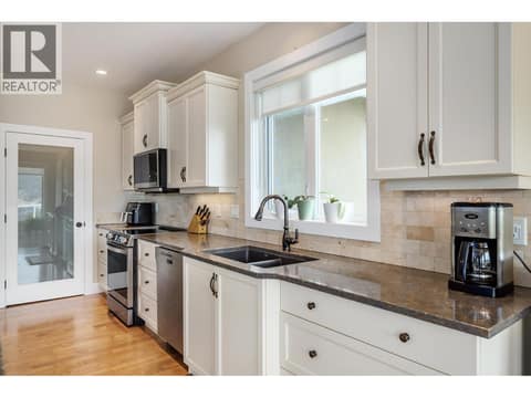 Photo 14 of 13615 Middle Bench Road, Lake Country East / Oyama