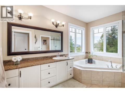Photo 18 of 13615 Middle Bench Road, Lake Country East / Oyama