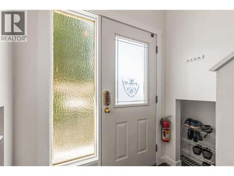 Photo 10 of 3419 Larch Drive, Armstrong/ Spall.