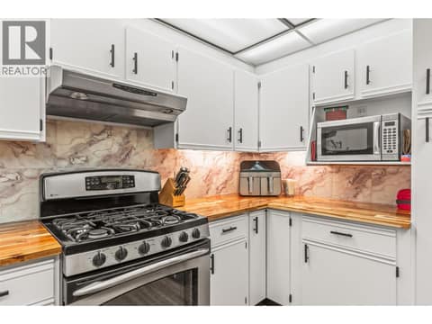 Photo 20 of 3419 Larch Drive, Armstrong/ Spall.
