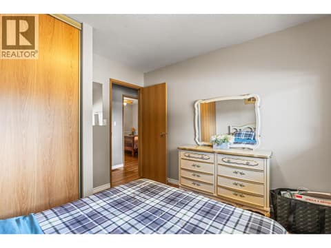 Photo 34 of 3419 Larch Drive, Armstrong/ Spall.