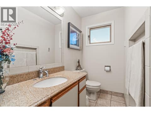 Photo 35 of 3419 Larch Drive, Armstrong/ Spall.