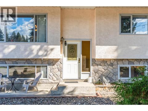 Photo 9 of 3419 Larch Drive, Armstrong/ Spall.
