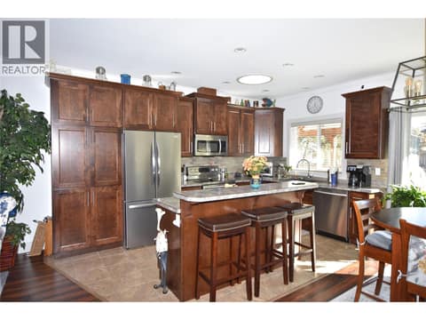 Photo 10 of 259 Grouse Avenue, Okanagan North, Vernon