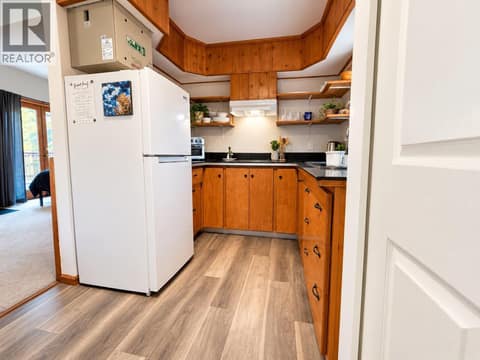 Suite Kitchen at 1380 QUEEN Street, Rossland