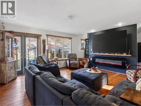 Photo 13 of 961 Robinson Avenue, Naramata Village