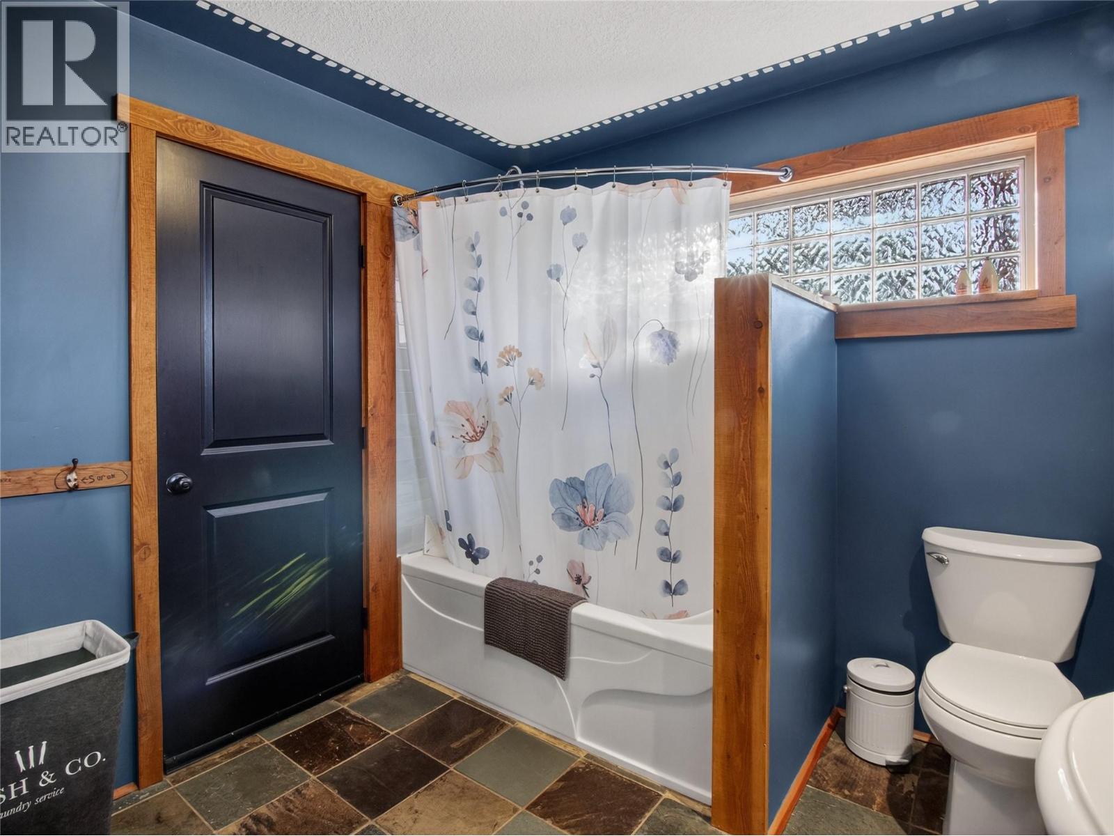 Photo 16 of 961 Robinson Avenue, Naramata Village