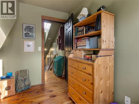 Photo 26 of 961 Robinson Avenue, Naramata Village