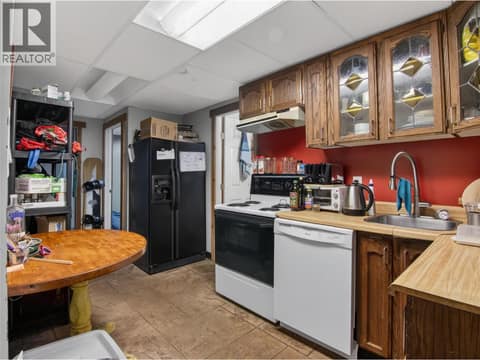 Photo 40 of 961 Robinson Avenue, Naramata Village
