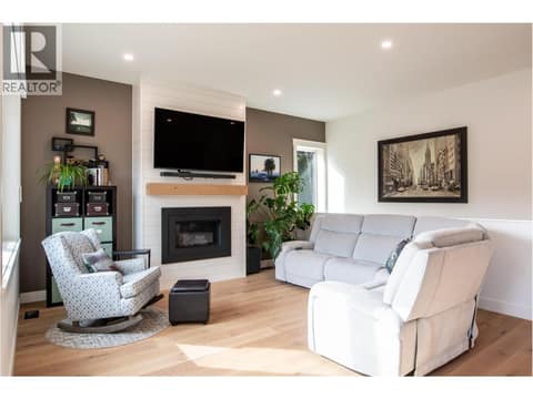 Photo 6 of 1545 Quartz Crescent, Golden