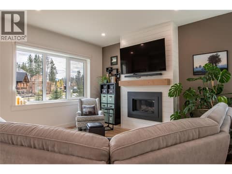 Photo 7 of 1545 Quartz Crescent, Golden