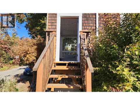 Photo 7 of 1930 Monte Christo Street, Rossland