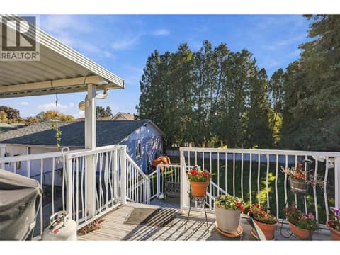 Photo 22 of 2499 Fleetwood Avenue, Brocklehurst, Kamloops