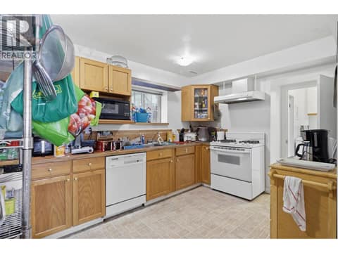 Photo 38 of 2499 Fleetwood Avenue, Brocklehurst, Kamloops