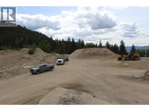 Photo 11 of 5031 WILLOW Road, Pritchard, Kamloops
