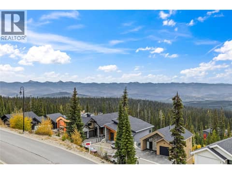 Photo 16 of 255 Feathertop Way Unit# 307/307A, Big White