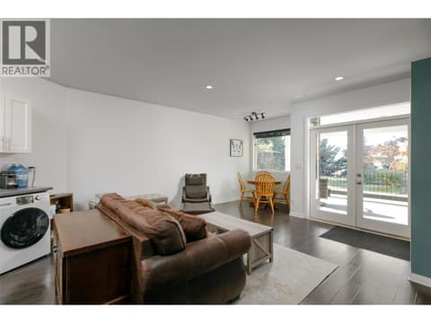 Photo 33 of 3932 Hornby Terrace, Armstrong/ Spall.