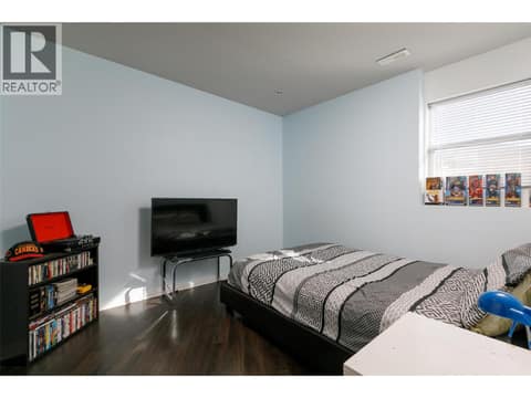 Photo 46 of 3932 Hornby Terrace, Armstrong/ Spall.