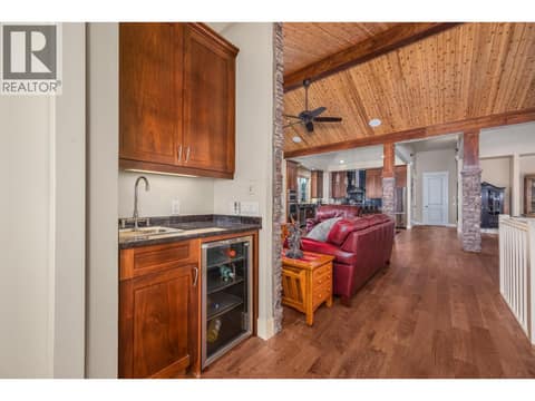 Photo 21 of 532 Falcon Point Way, Predator Ridge, Vernon