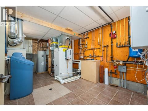 Photo 48 of 532 Falcon Point Way, Predator Ridge, Vernon