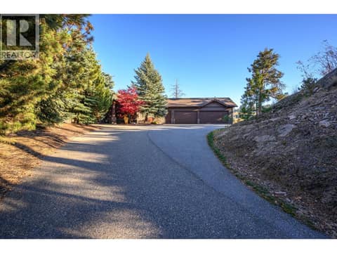 Photo 74 of 532 Falcon Point Way, Predator Ridge, Vernon