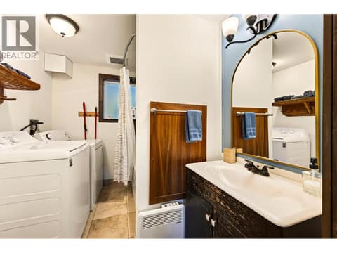 Cabin 2 at 865 BARBER Road, West & North Highway 1, Golden