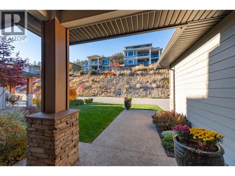 Covered entrance at 13371 Apex Lane, Lake Country East / Oyama