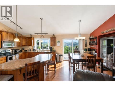 Photo 10 of 10910 Velda Road, Lake Country East / Oyama