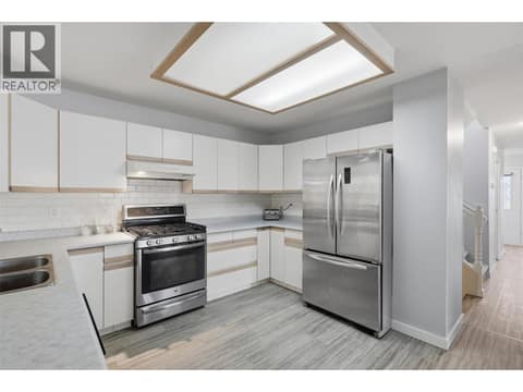 Photo 5 of 801 ALPINE Terrace, Westsyde, Kamloops