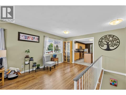 Photo 8 of 2045 Valleyview Drive, Valleyview, Kamloops