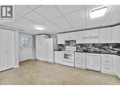 Suite Kitchen at 2045 Valleyview Drive, Valleyview, Kamloops