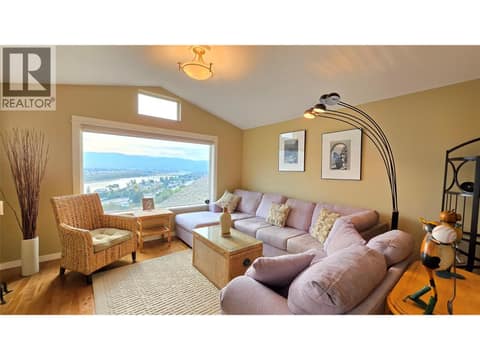 Photo 5 of 14 900 Stagecoach Drive, Batchelor Heights, Kamloops