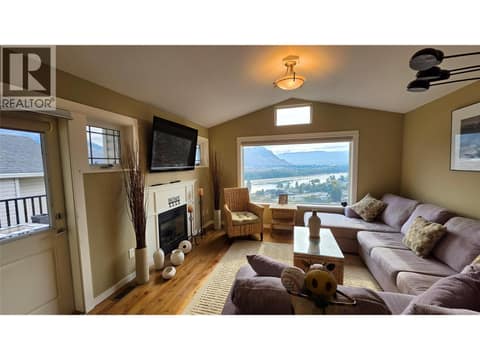 Photo 7 of 14 900 Stagecoach Drive, Batchelor Heights, Kamloops