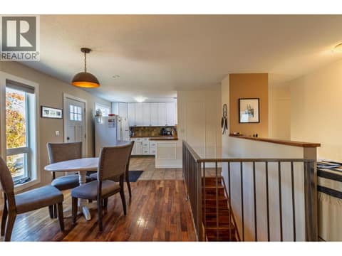 Photo 13 of 325 Whiteshield Crescent, Sahali, Kamloops