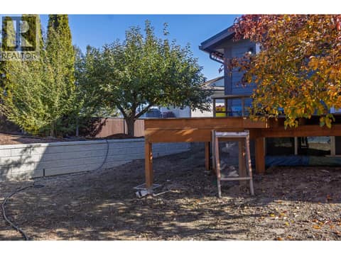 Photo 21 of 325 Whiteshield Crescent, Sahali, Kamloops