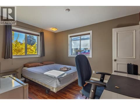 Photo 33 of 325 Whiteshield Crescent, Sahali, Kamloops