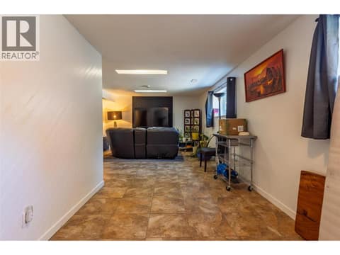 Photo 40 of 325 Whiteshield Crescent, Sahali, Kamloops