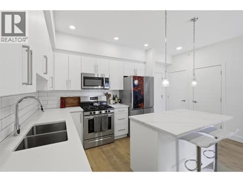 Photo 6 of 2046 ROBSON Place Unit# 405, Sahali, Kamloops