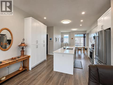 Photo 10 of 810 6th Avenue Unit# 2, Invermere