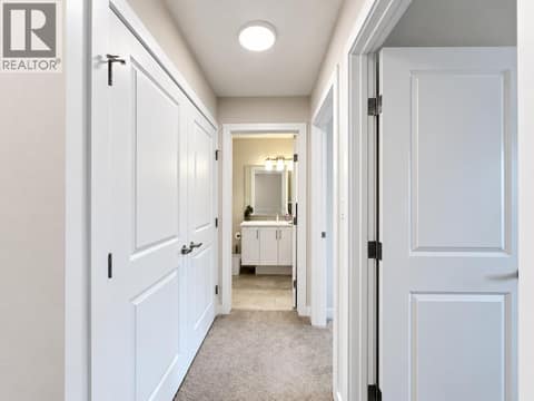 Photo 29 of 810 6th Avenue Unit# 2, Invermere