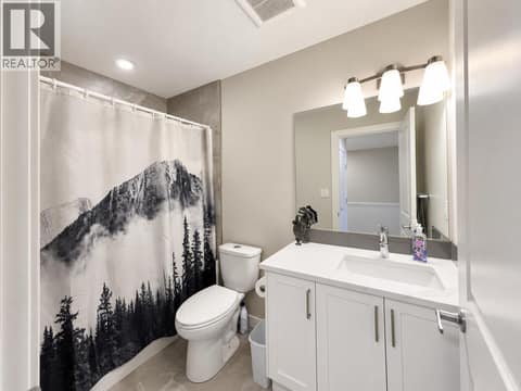Photo 31 of 810 6th Avenue Unit# 2, Invermere