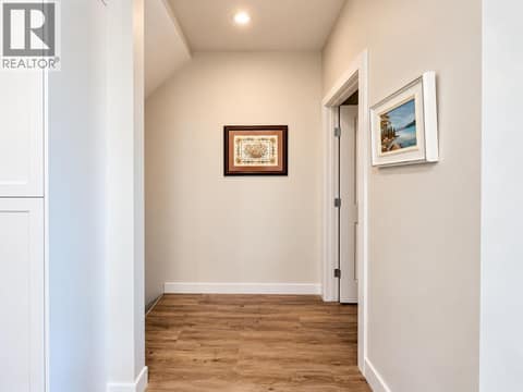 Photo 36 of 810 6th Avenue Unit# 2, Invermere