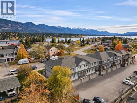 Photo 7 of 810 6th Avenue Unit# 2, Invermere