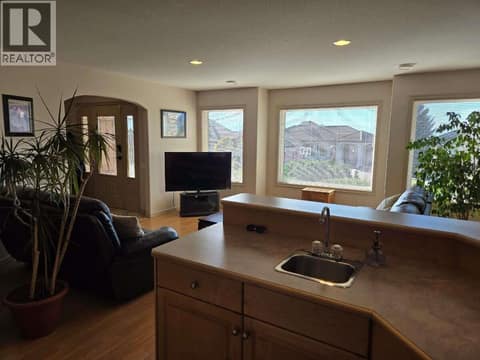 Photo 24 of 997 Skeena Drive N, Dilworth Mountain, Kelowna