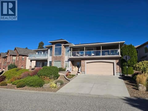 Photo 3 of 997 Skeena Drive N, Dilworth Mountain, Kelowna