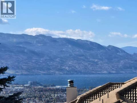 Photo 31 of 997 Skeena Drive N, Dilworth Mountain, Kelowna