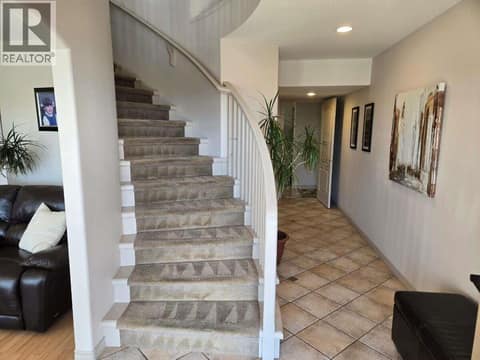 Photo 5 of 997 Skeena Drive N, Dilworth Mountain, Kelowna